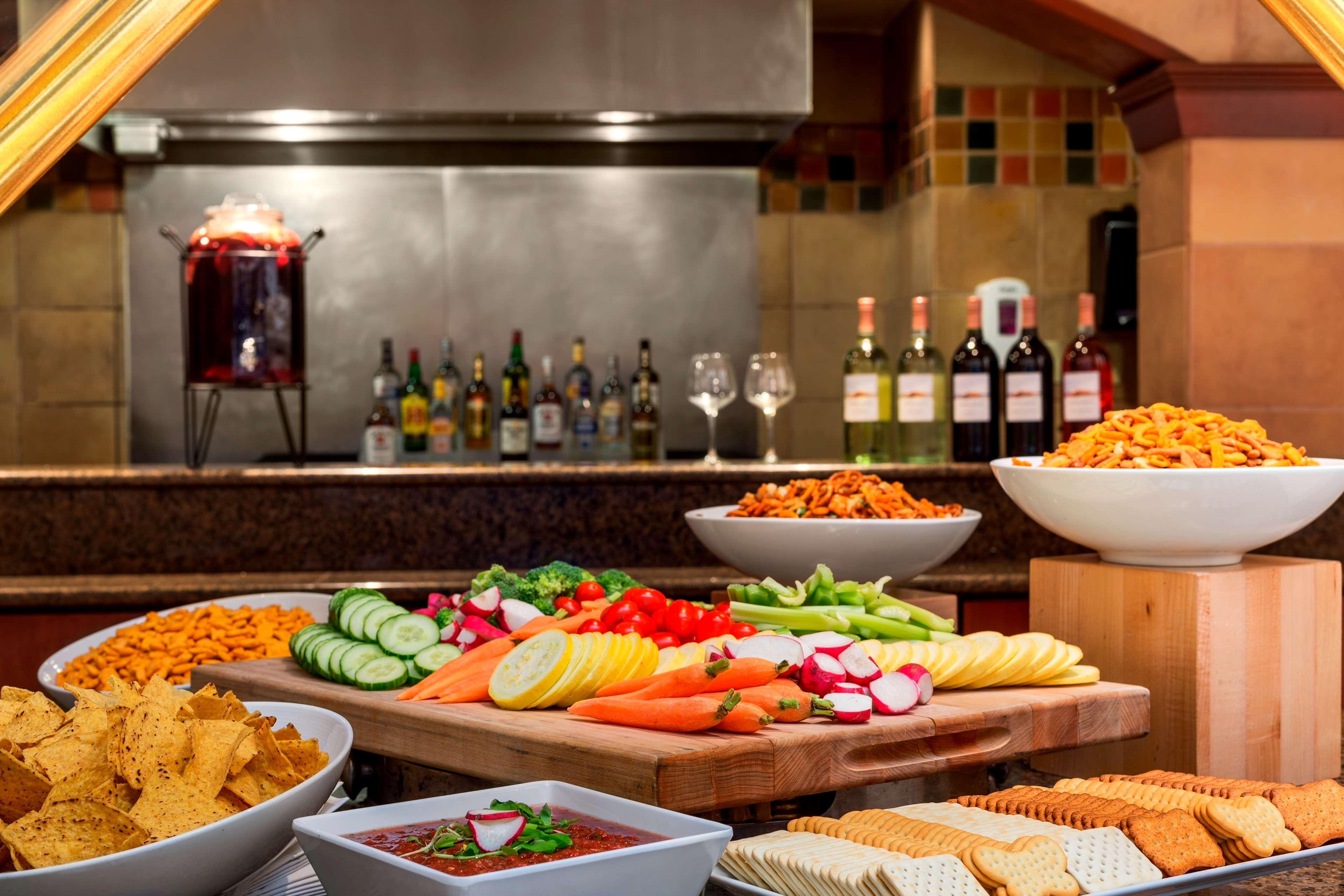 Embassy Suites By Hilton Columbia Greystone Екстер'єр фото