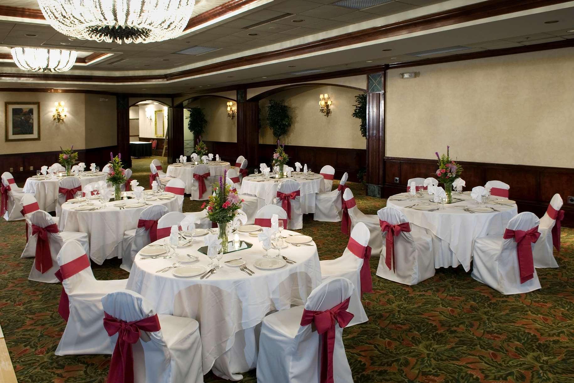 Embassy Suites By Hilton Columbia Greystone Екстер'єр фото
