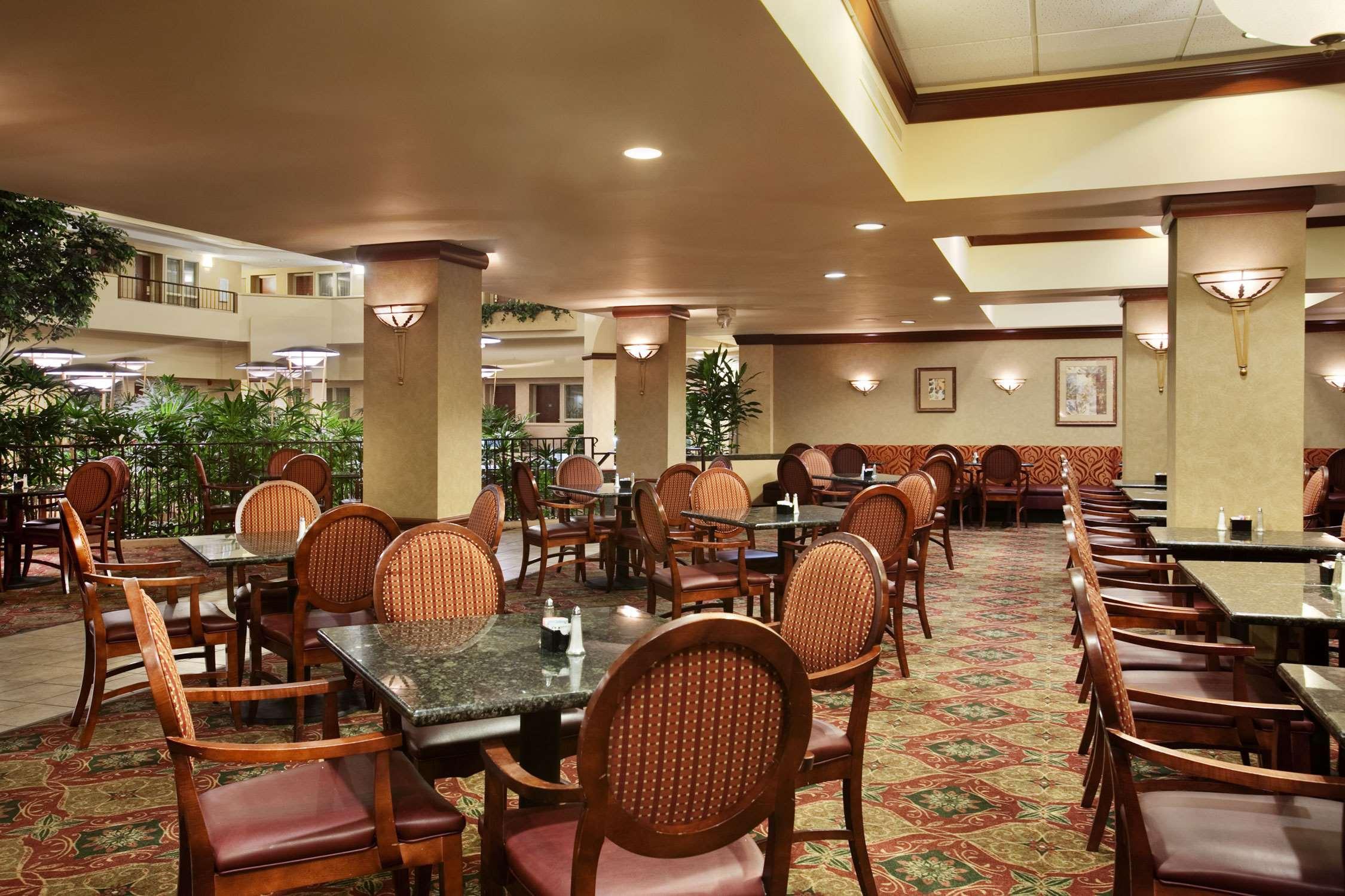 Embassy Suites By Hilton Columbia Greystone Екстер'єр фото