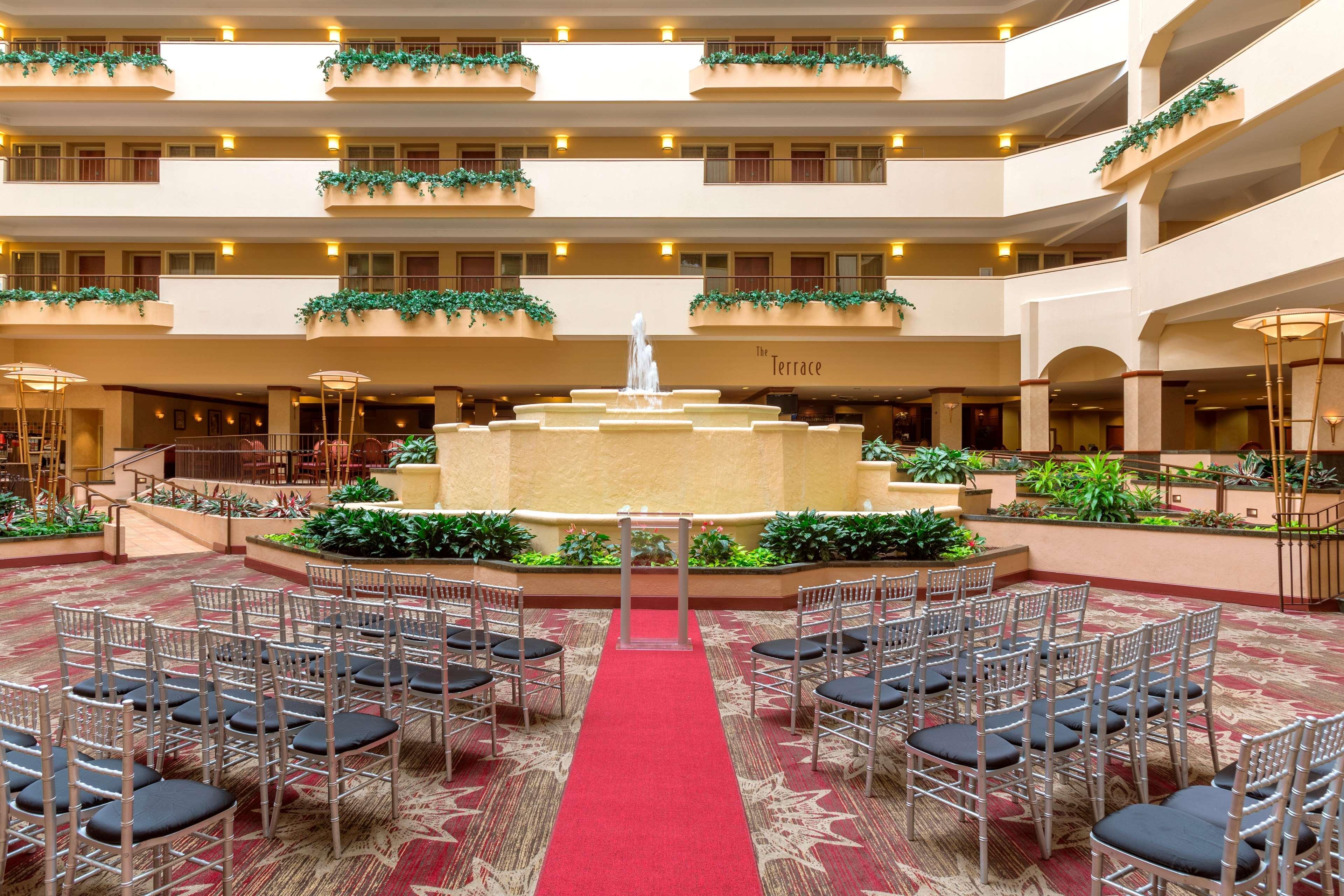 Embassy Suites By Hilton Columbia Greystone Екстер'єр фото
