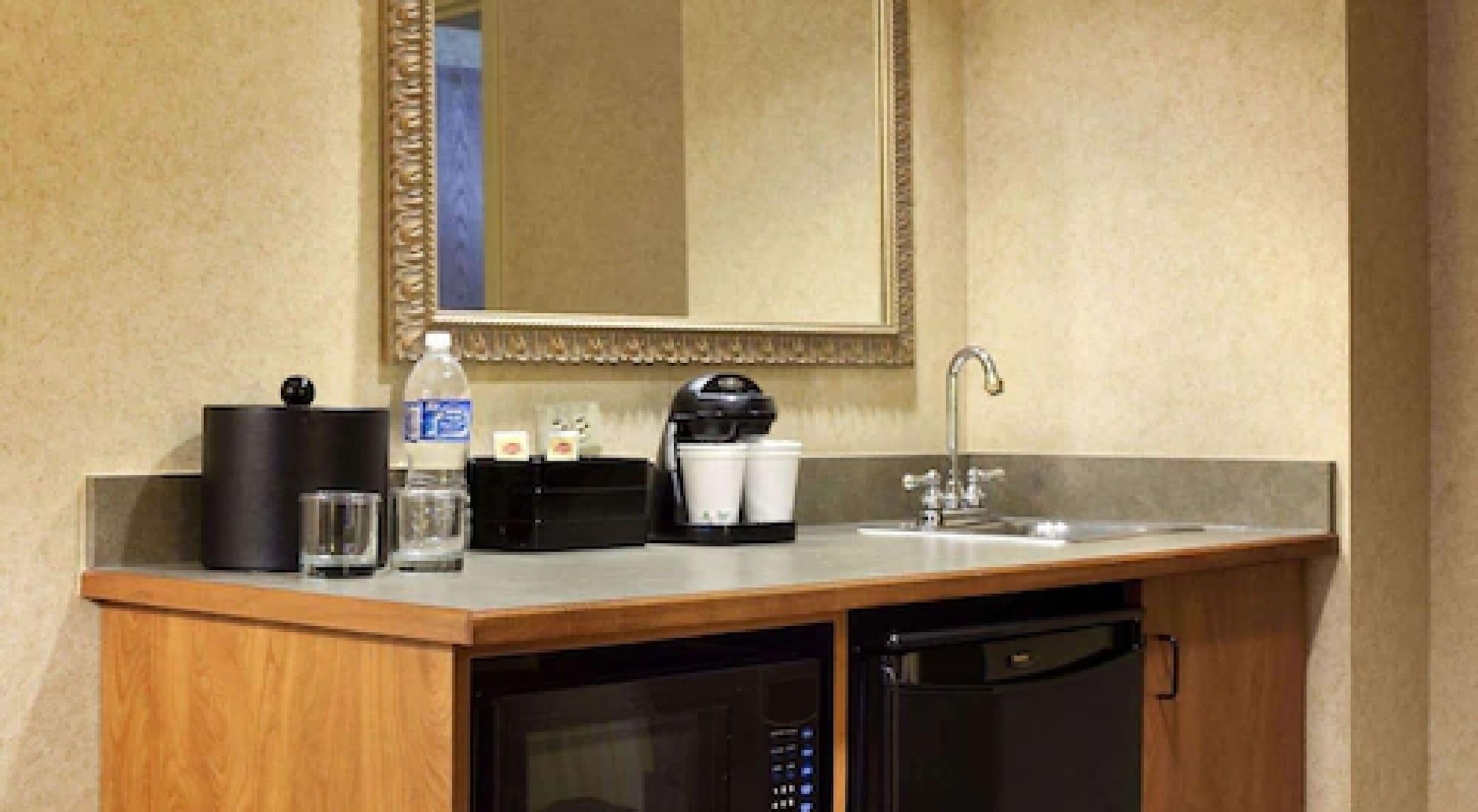 Embassy Suites By Hilton Columbia Greystone Екстер'єр фото
