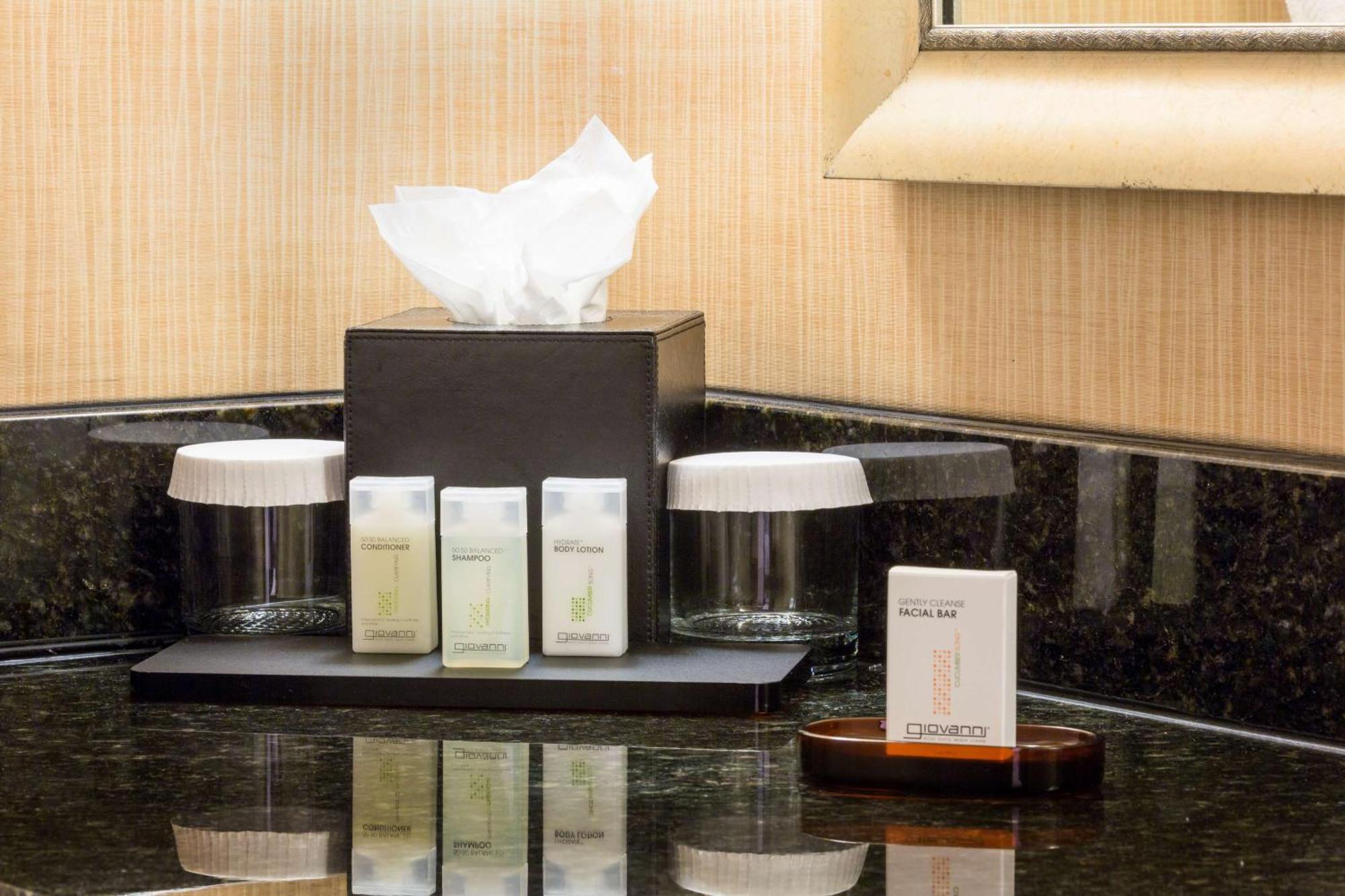 Embassy Suites By Hilton Columbia Greystone Екстер'єр фото