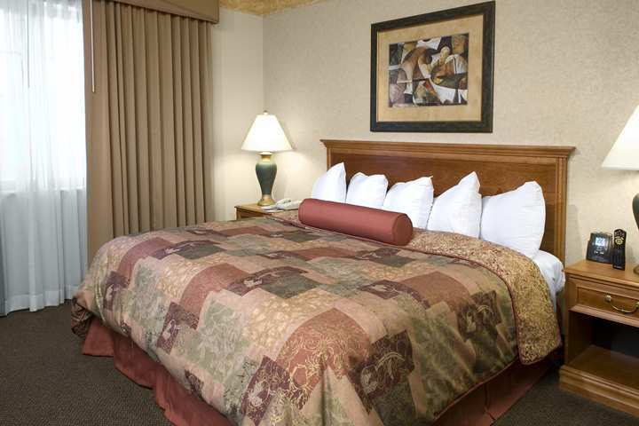 Embassy Suites By Hilton Columbia Greystone Екстер'єр фото